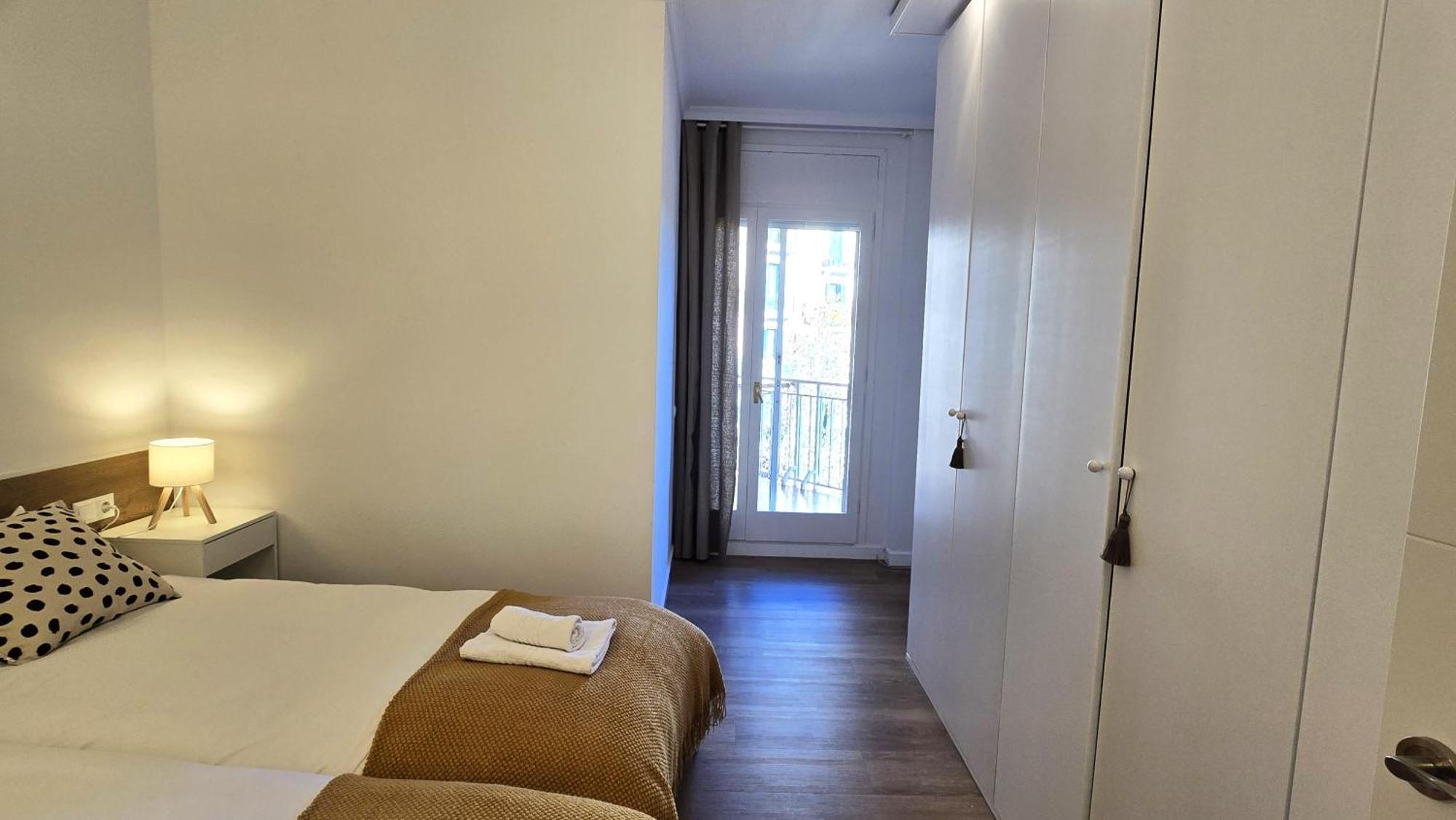 Opening Doors Monumental Apartment Barcelona Bagian luar foto